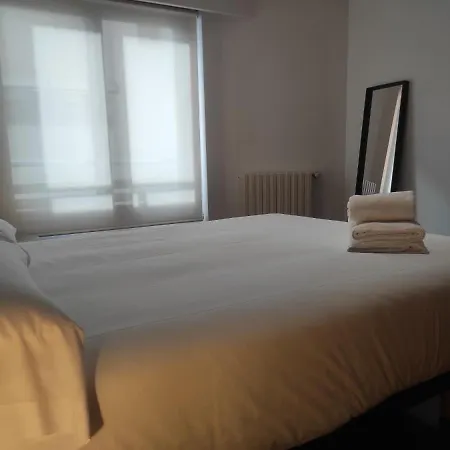 2d.tres Y Balcon Con Vistas Al Parque Appartamento *